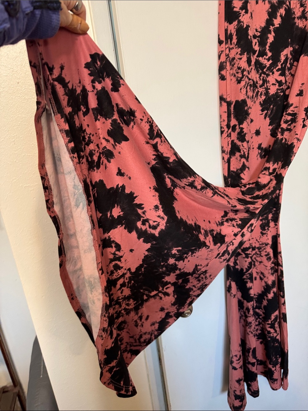 Women's High-Waist Tie-Dye Wide-Leg Pants - Rose/Black - Picture 3 of 3